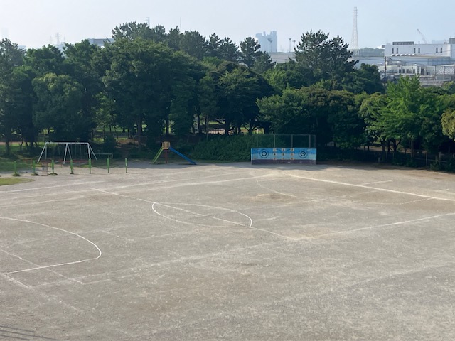4階から見た校庭の様子