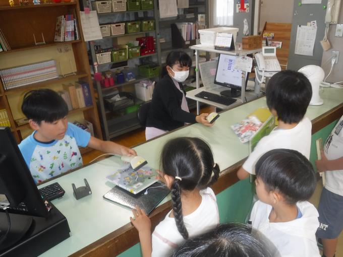 業間休み時間@図書室