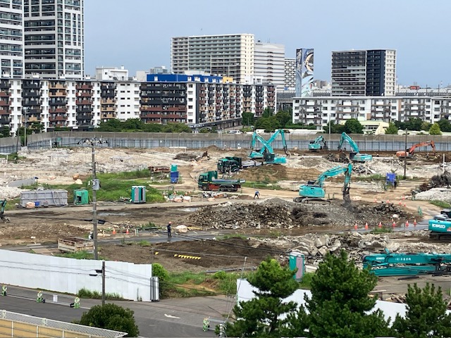 団地の解体工事
