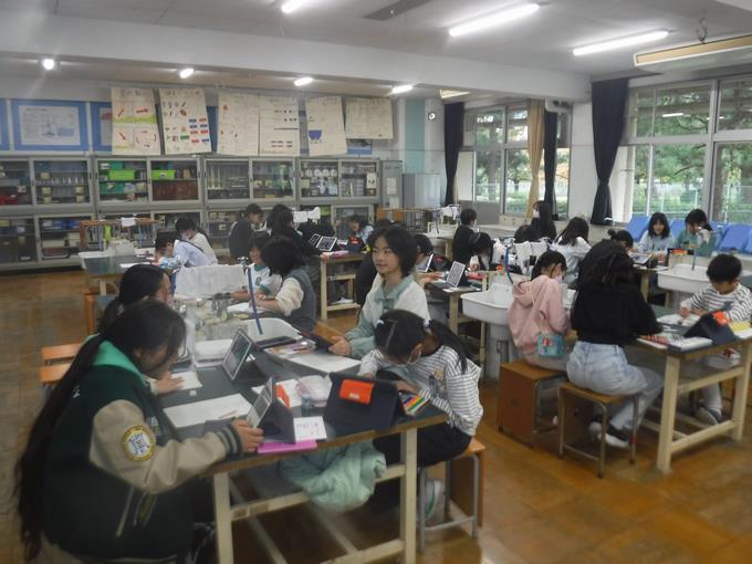 漫画イラストクラブ