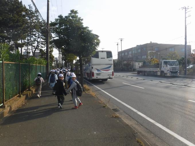 バスに乗ります＠4年生