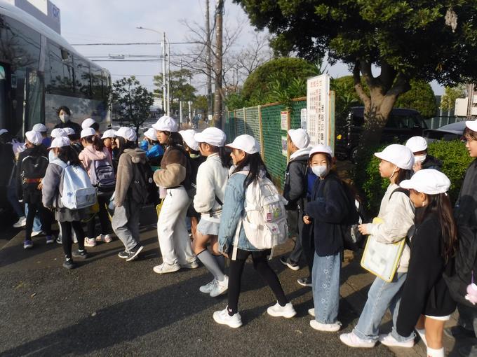 バスに乗ります＠4年生