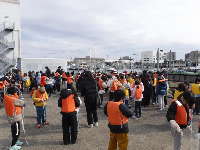 救命胴衣をつけます