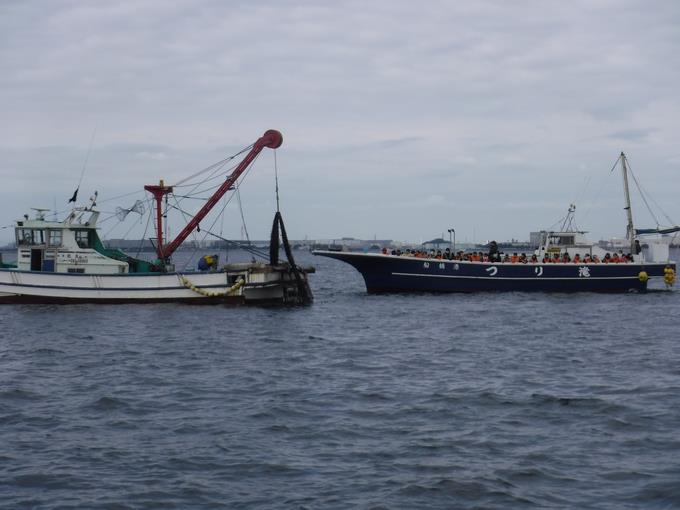 底曳網漁を見学します