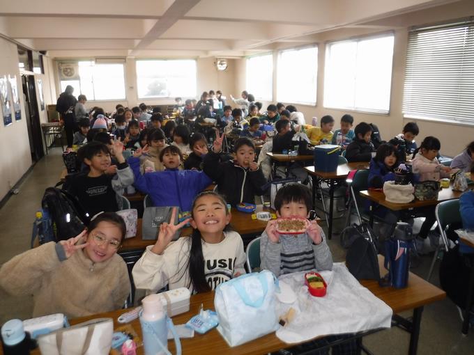 お弁当＆おやつタイム