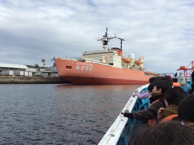 南極船しらせの見学