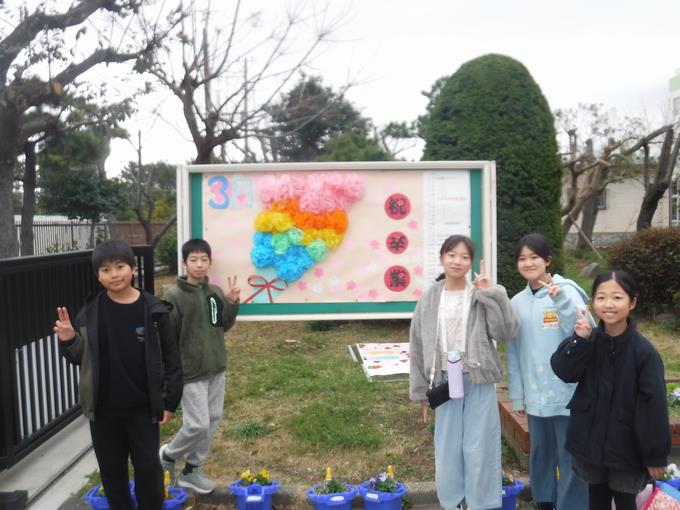 担当の掲示委員会の5年生