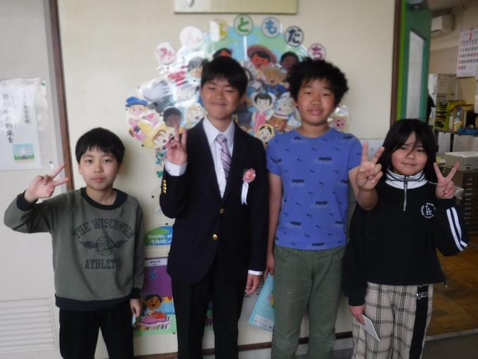 お別れ式＠卒業生代表と4年生代表