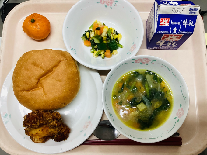 給食１