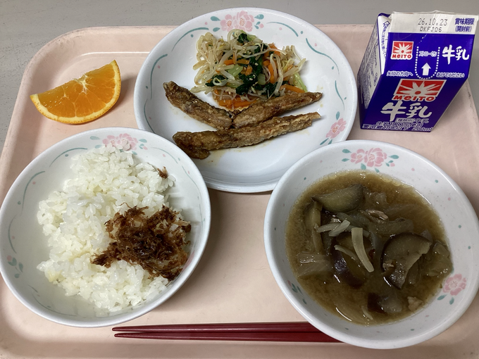 給食1