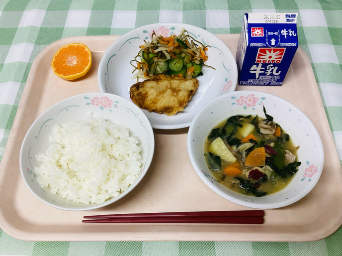 給食1