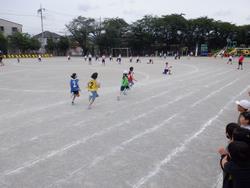 低学年リレー練習