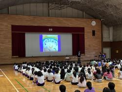 校長先生読み聞かせ
