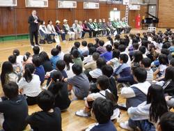 全校集会