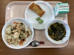 給食