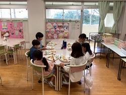 交流給食の様子
