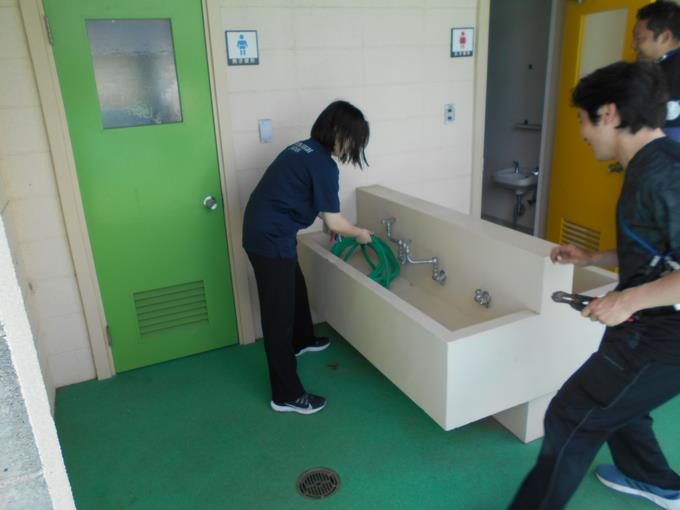 プール片づけ②