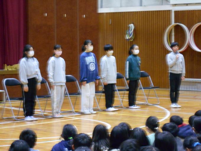 旧児童会役員のみなさん