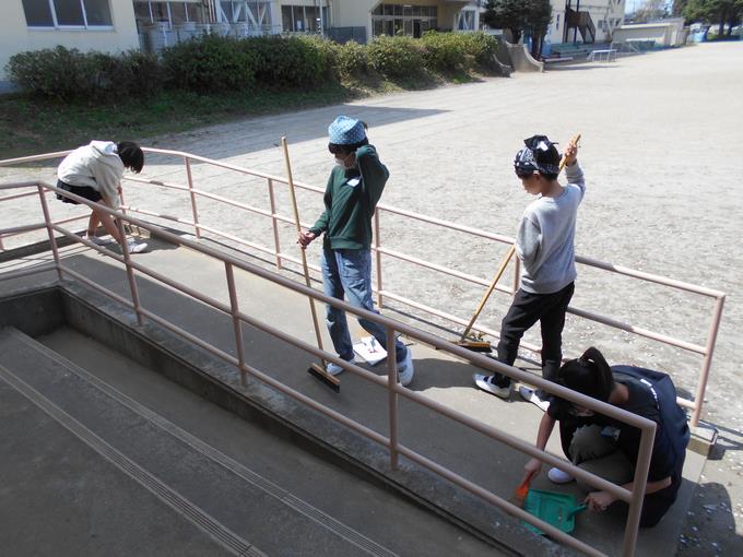 体育館清掃