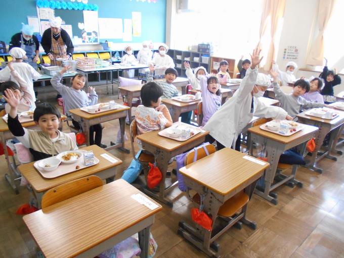 1年1組 カレー好きな子がたくさん