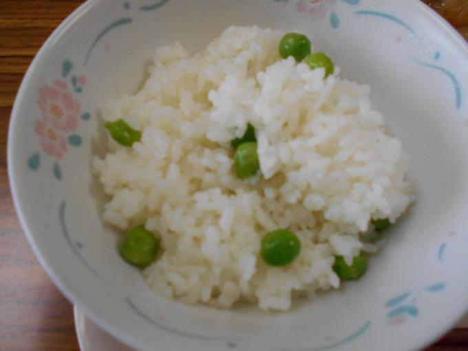 グリンピースご飯