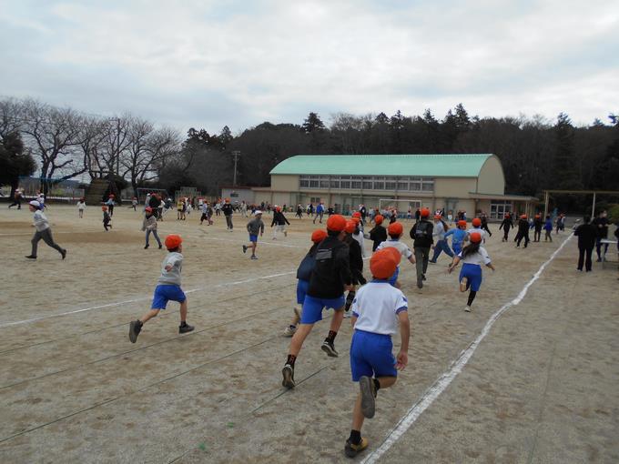 「逃走中」スタート