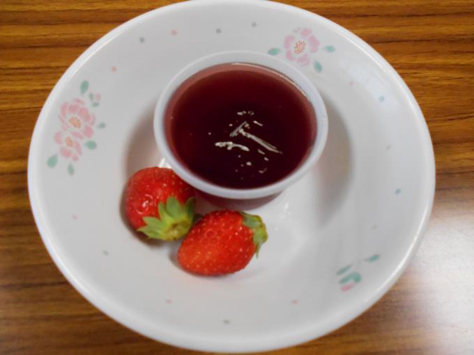 4年生「お楽しみ給食」