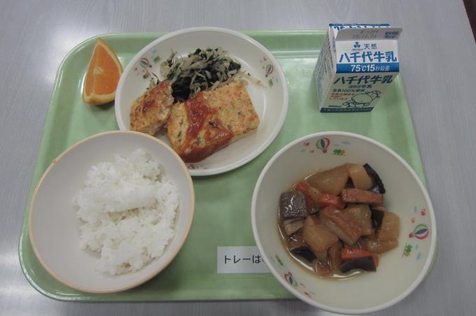 給食