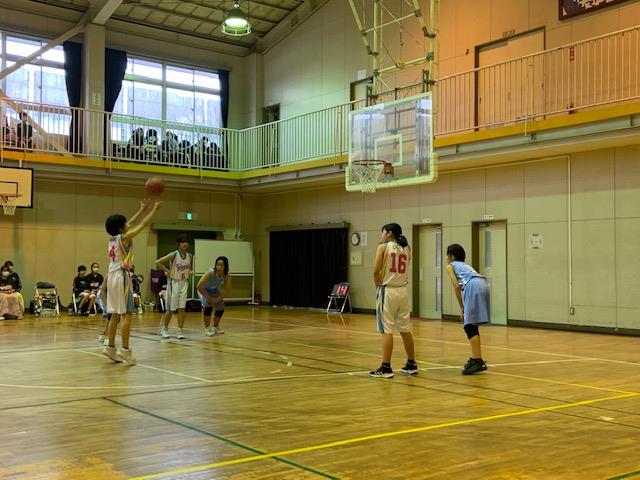 緊張高まるフリースロー