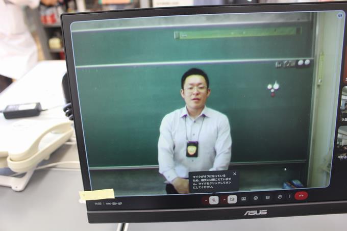 最後、警察官の方から子供たちにお話をしていただきました。