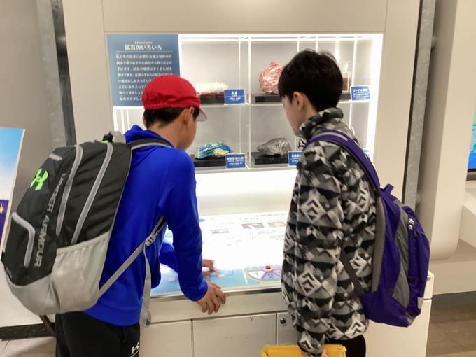 興味津々・・・