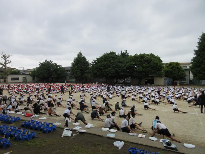 約1000人の準備体操