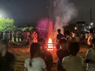 友情を深めたキャンプファイヤー