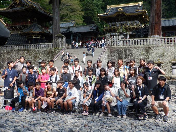 東照宮で集合写真