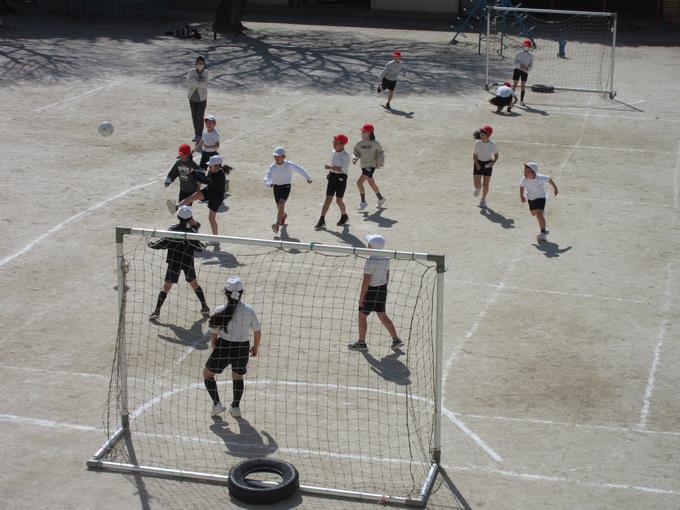 4年生「サッカー」②