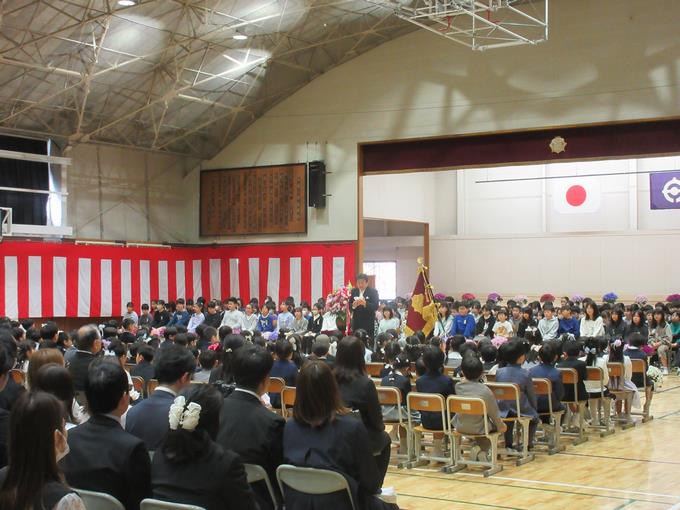 入学式の様子(校長式辞)