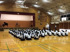 前期終業式