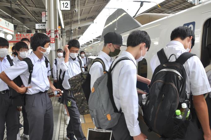 新幹線ホーム(京都駅)