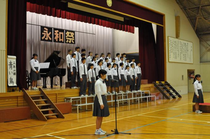 3年2組「青い鳥」