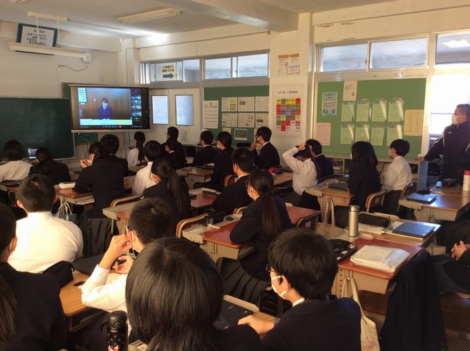 図書委員会からの報告