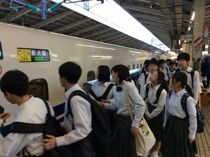 新幹線ホーム