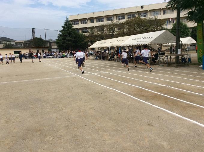短距離走2年生男子