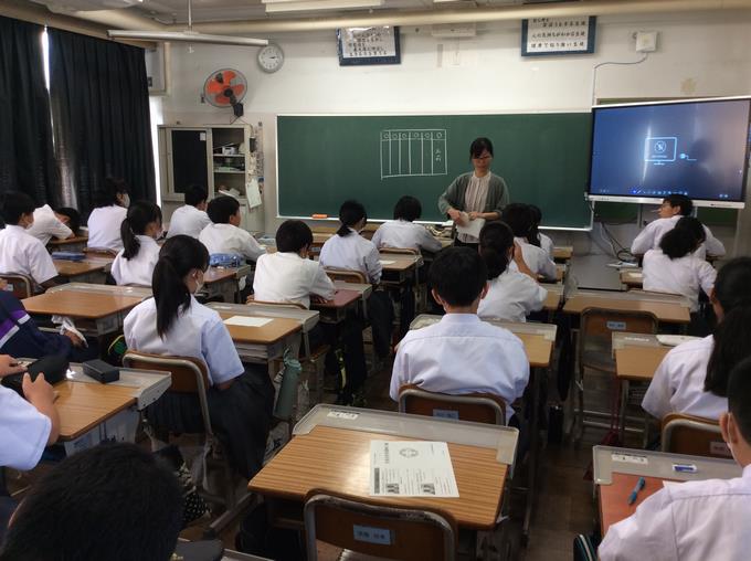 投票の様子