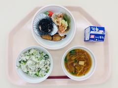 給食1