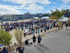 バザー4