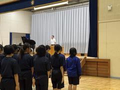 全校集会