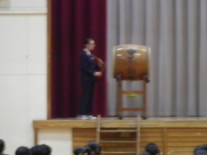 不動太鼓で開始