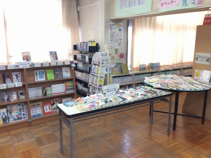 いろいろなジャンルの書籍があります