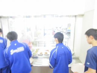 給食