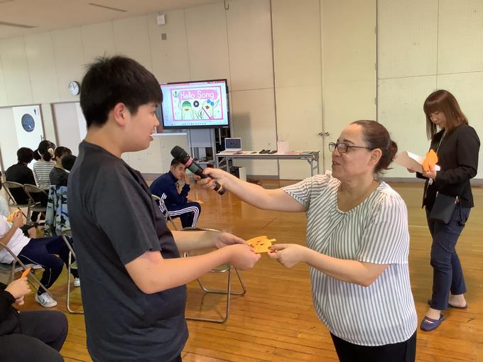 カードをプレゼント「Thank you！」